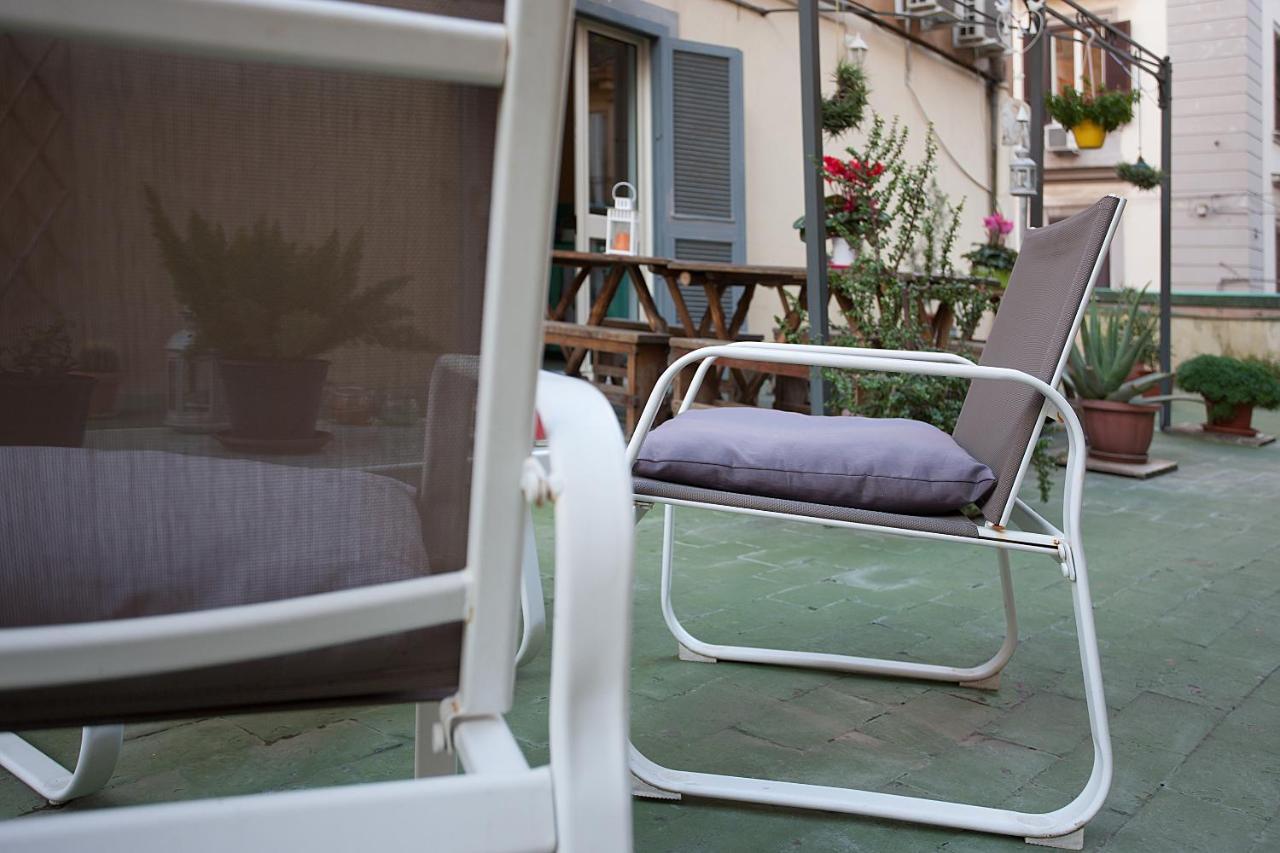 B&B Anna'S Family Terrace Napoli Esterno foto